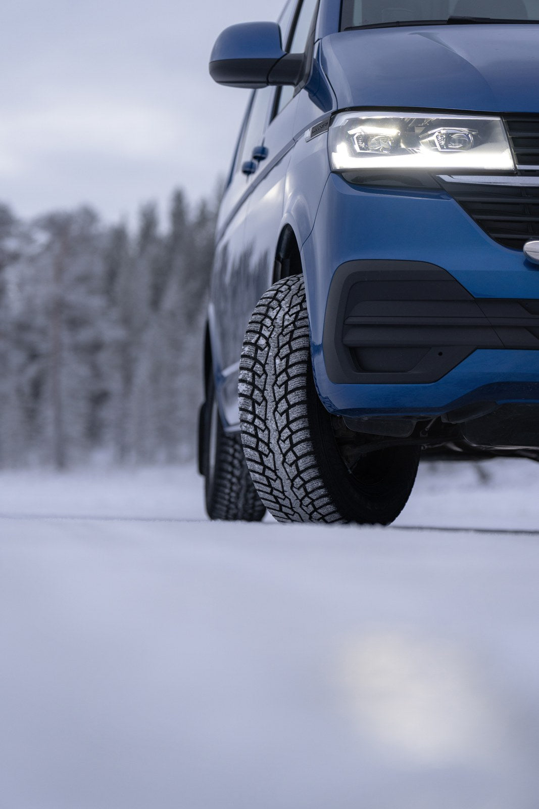 Nokian HKPL CR4 195/75 R16 107/105R Winter